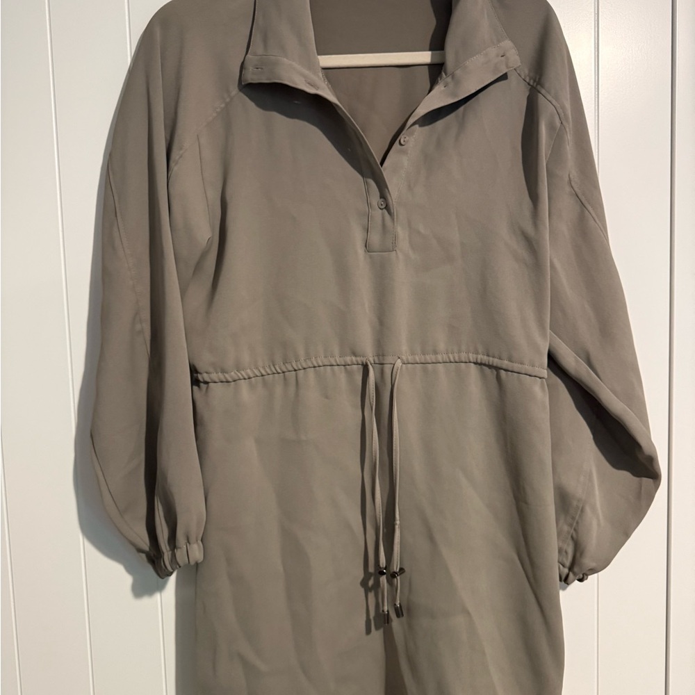 Zara Taupe Button-Front Blouse